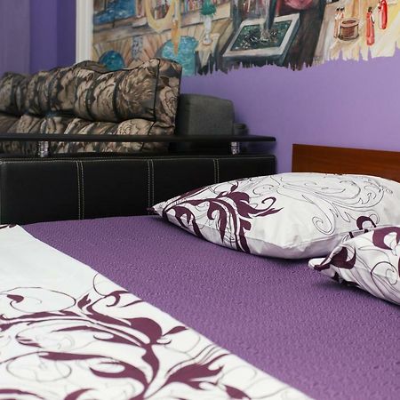 Vip Apartmens Faraon On Illinskaya 1 Floor Sumy Zewnętrze zdjęcie