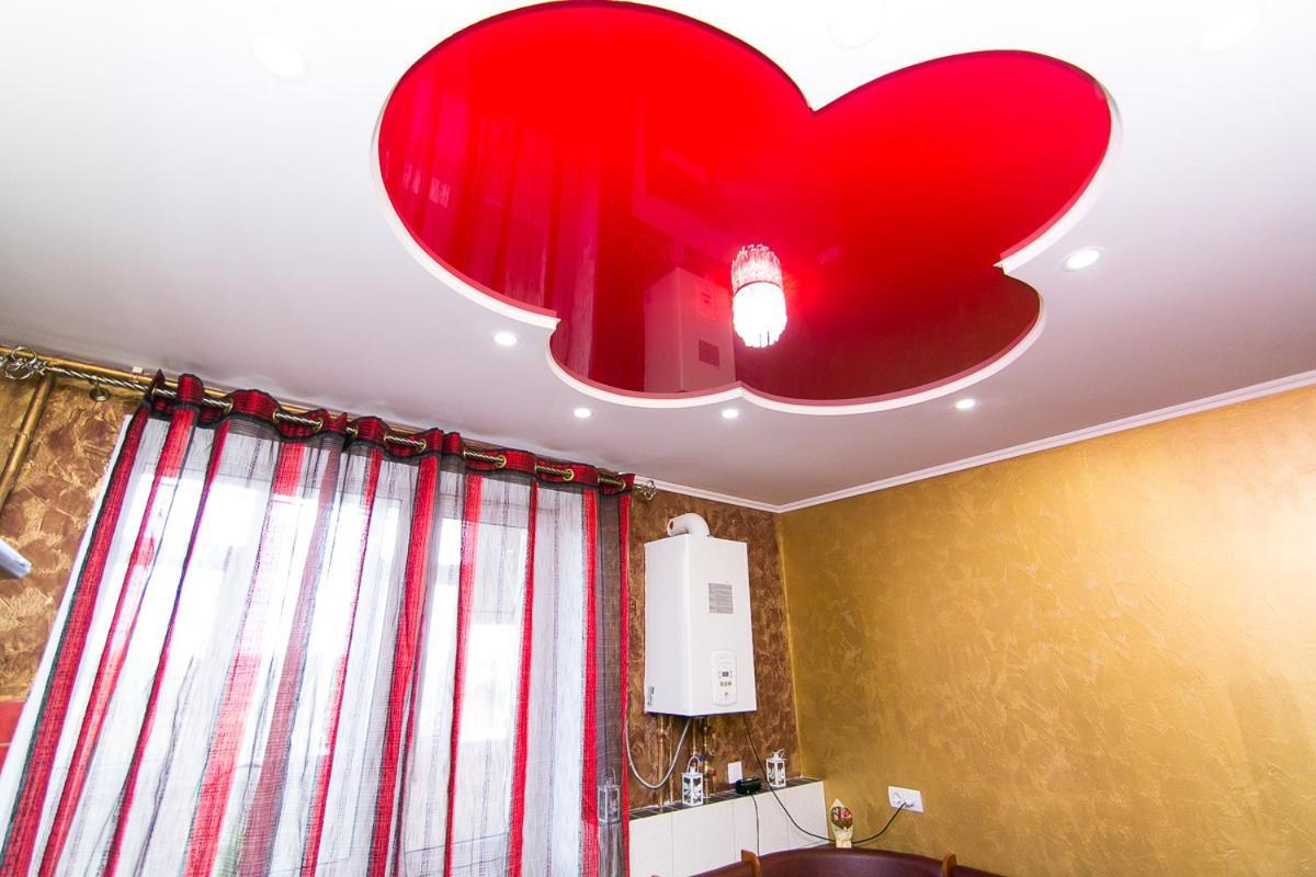 Vip Apartmens Faraon On Illinskaya 1 Floor Sumy Zewnętrze zdjęcie