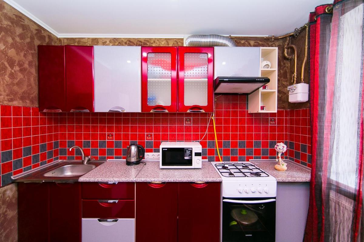 Vip Apartmens Faraon On Illinskaya 1 Floor Sumy Zewnętrze zdjęcie